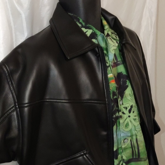 W.F.S LEATHER JACKET - Picture 3 of 8